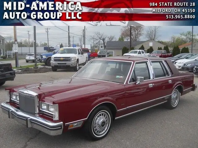 1984 Lincoln Town Car