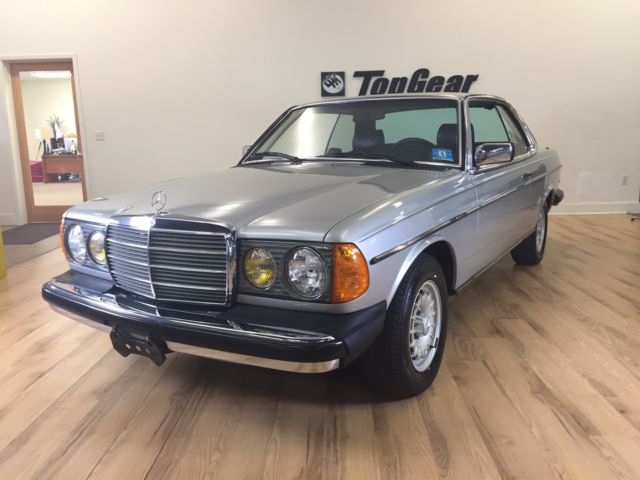 1983 Mercedes-Benz 300-Series