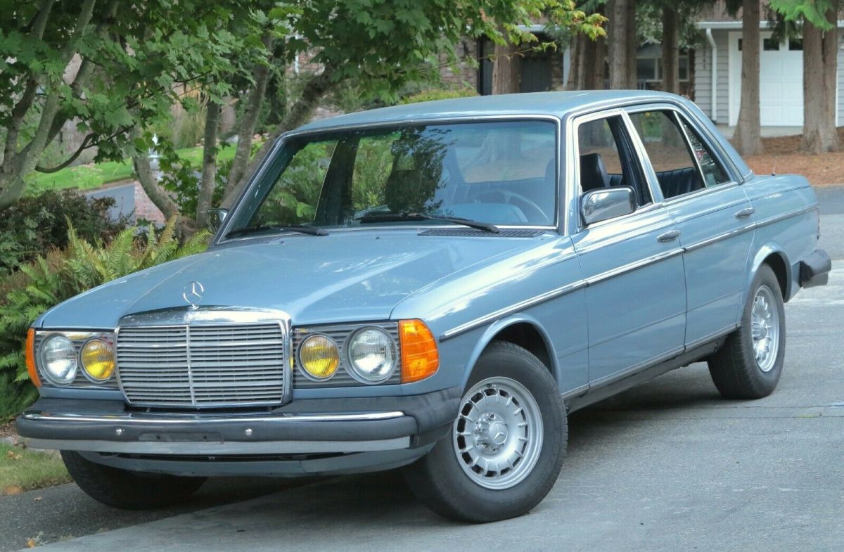 1984 Mercedes-Benz 300-Series