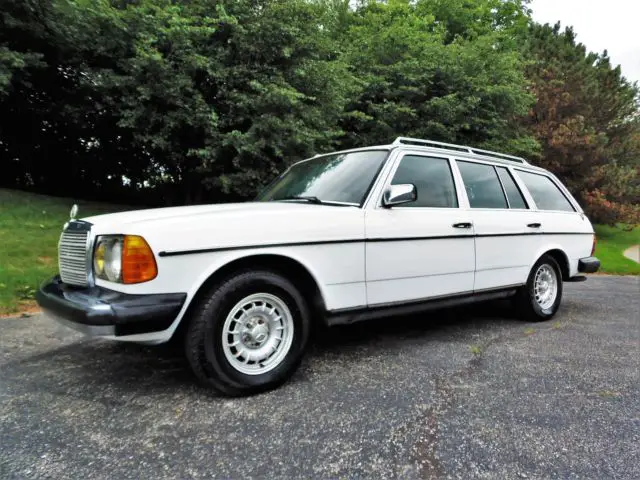 1984 Mercedes-Benz 300-Series TurboDiesel W123 Wagon*NO RESERVE!