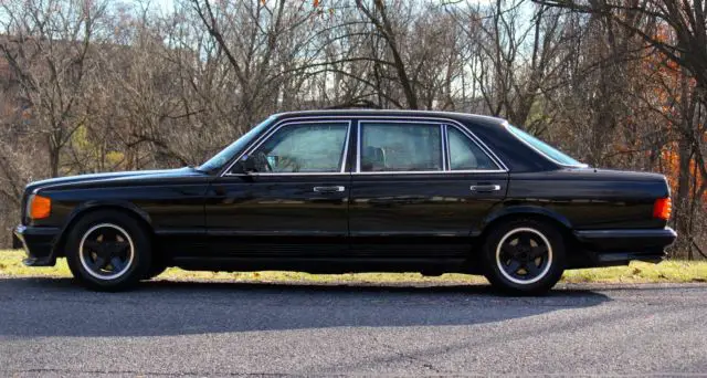 1984 Mercedes-Benz S-Class