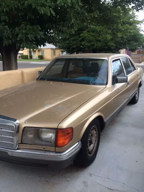 1984 Mercedes-Benz 500-Series