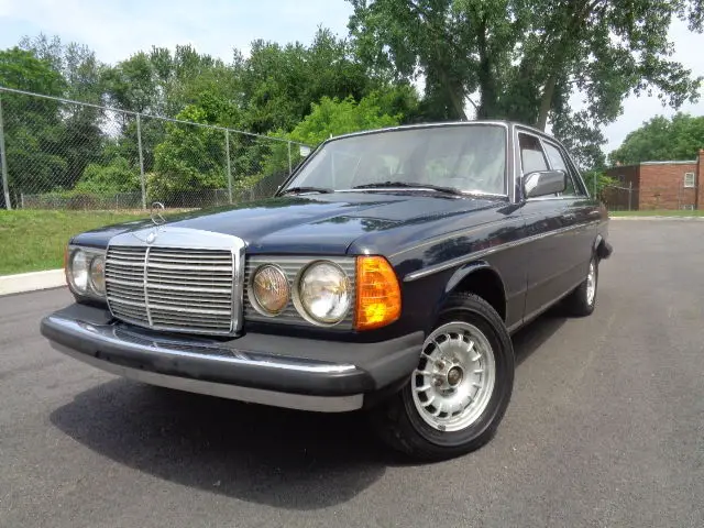 1984 Mercedes-Benz 300-Series 300 turbo