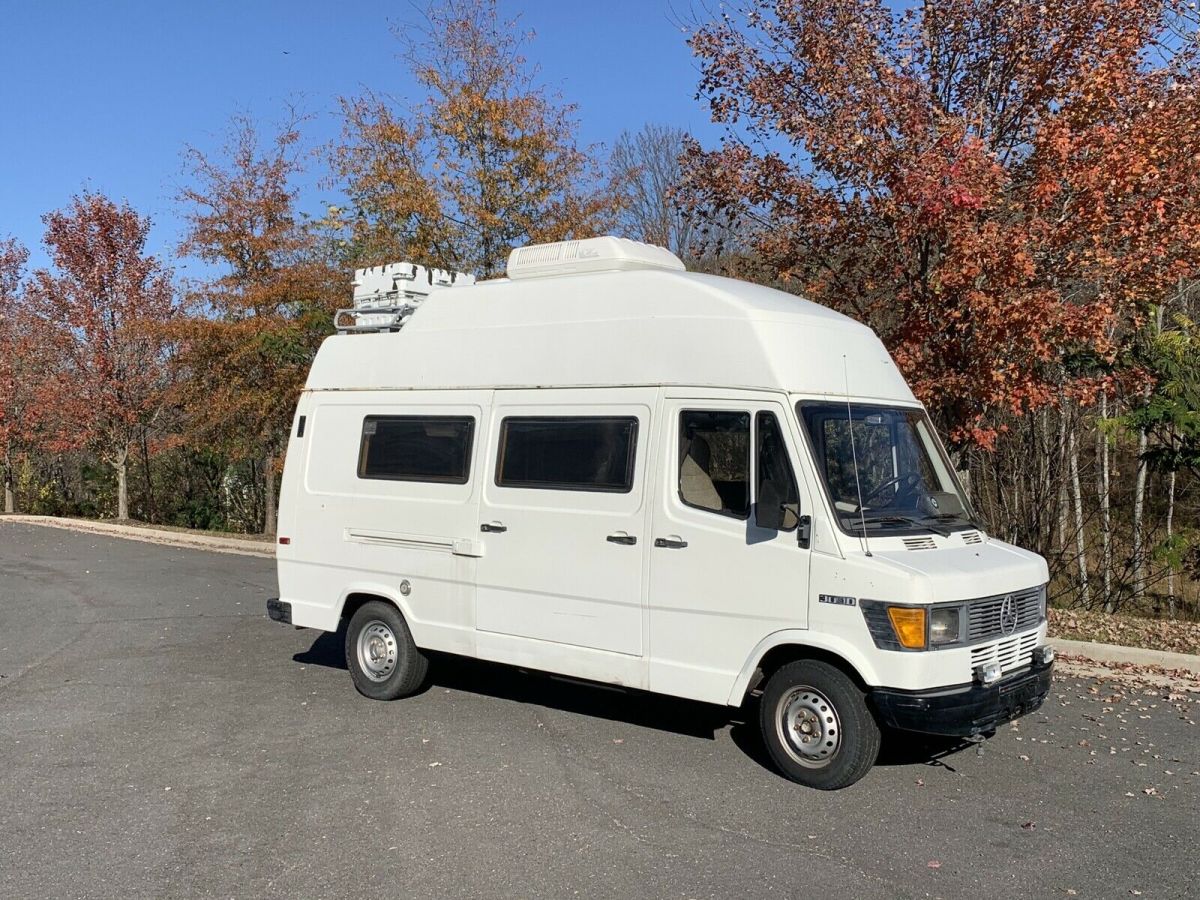 1984 Mercedes-Benz 300 westfalia camper