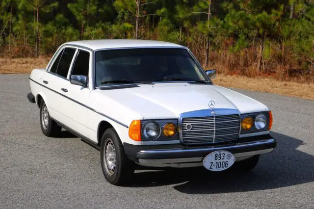 1984 Mercedes-Benz 300-Series 300D TURBO DIESEL