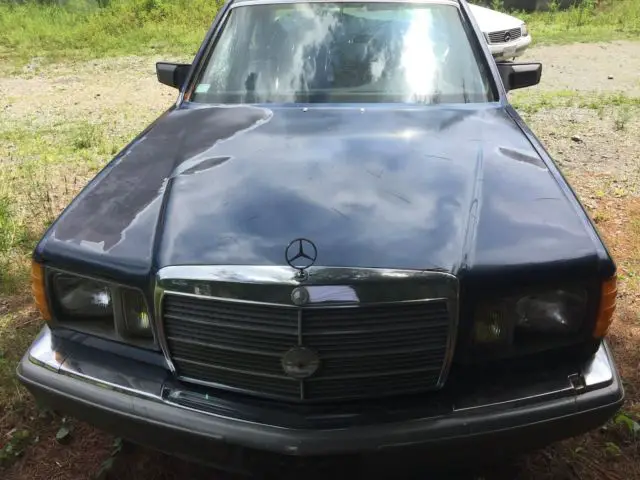 1984 Mercedes-Benz 300-Series