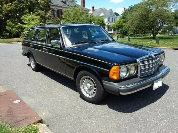 1984 Mercedes-Benz 300-Series TDT