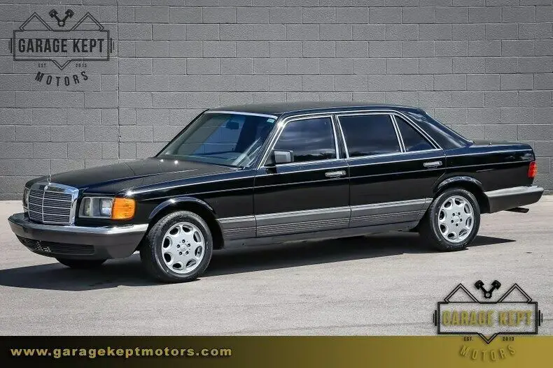 1984 Mercedes-Benz 500-Series