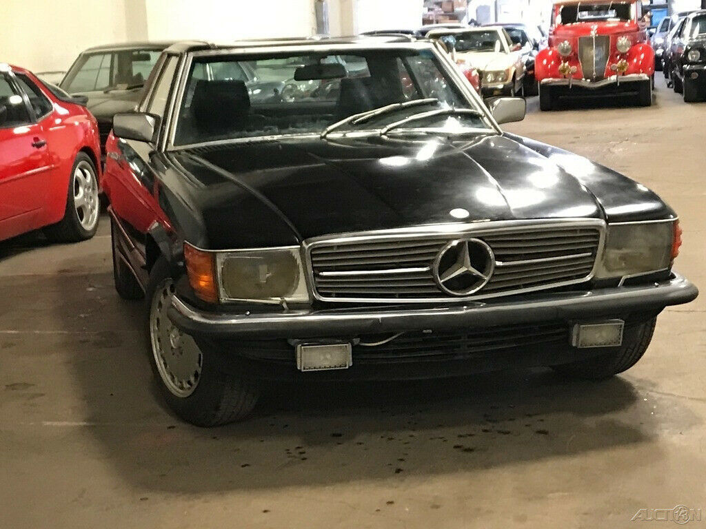 1984 Mercedes-Benz 500-Series Convertible