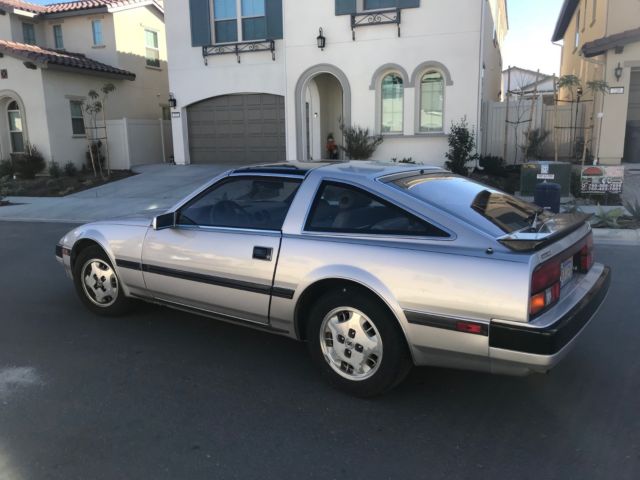 1984 Nissan 300ZX 2X2 T-Top