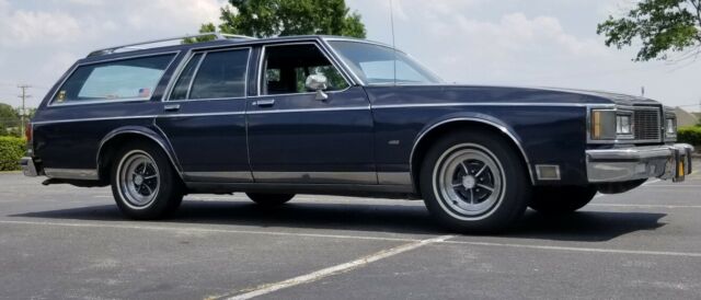 1984 Oldsmobile Custom Cruiser