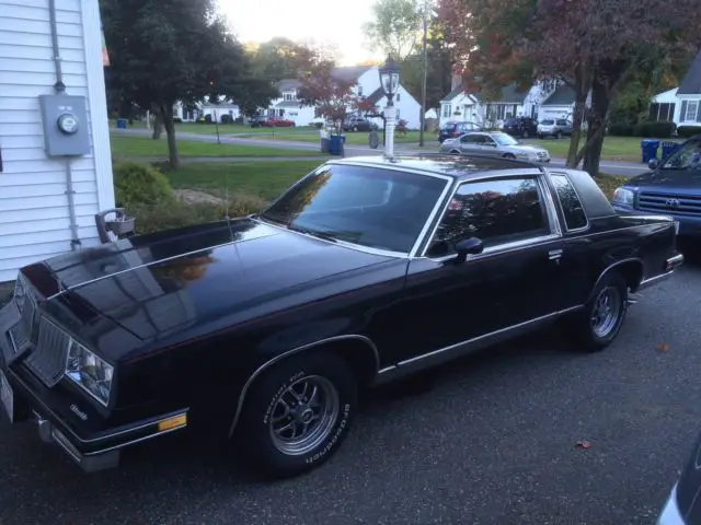 1984 Oldsmobile Cutlass Brougham Coupe 2-Door