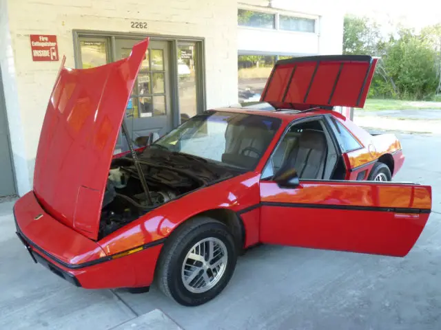 1984 Pontiac Fiero 2M4 SE