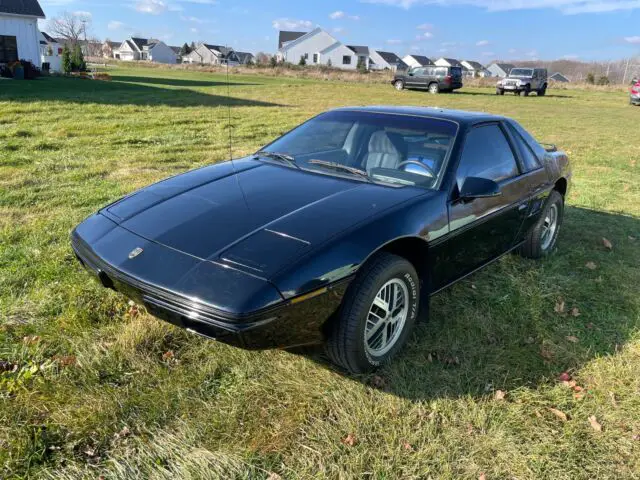 1984 Pontiac Fiero SE