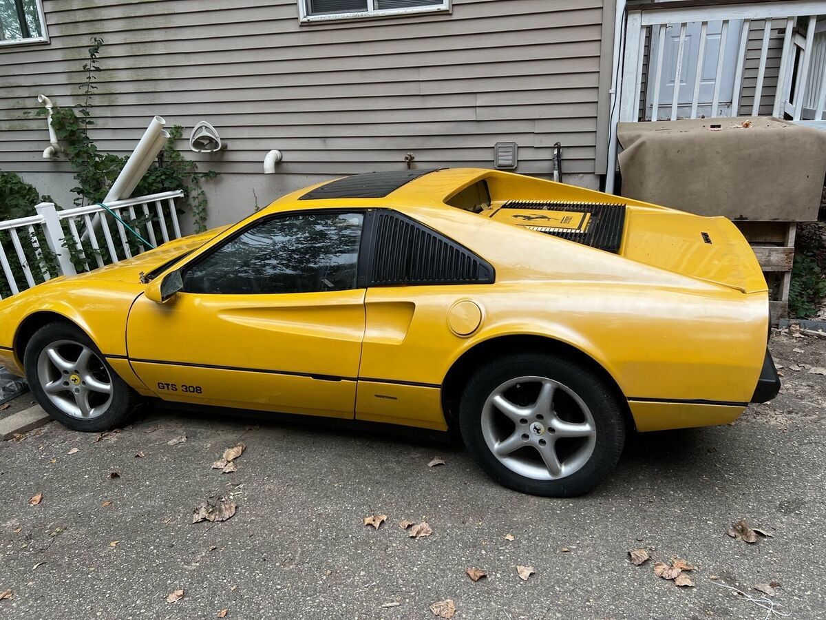 1984 Pontiac Fiero