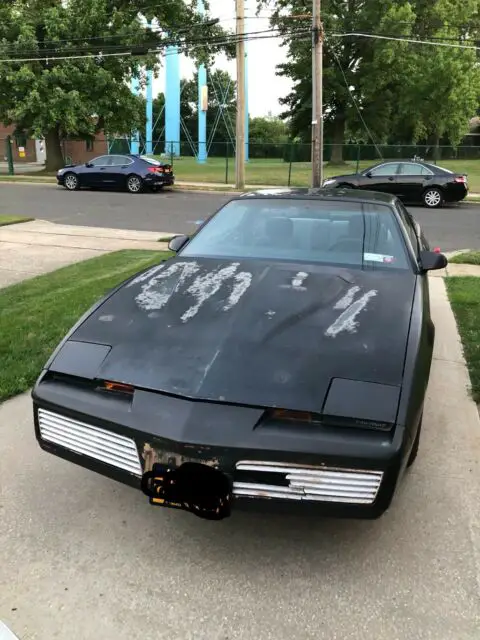 1984 Pontiac Firebird Black