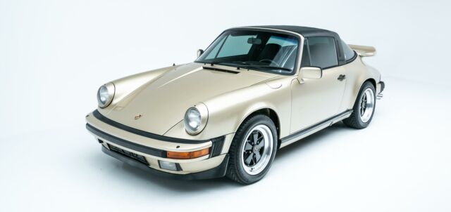 1984 Porsche 911 --