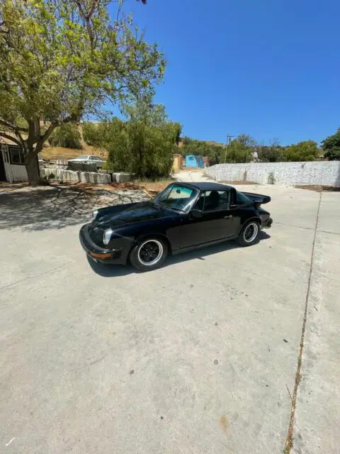 1984 Porsche 911 CARRERA