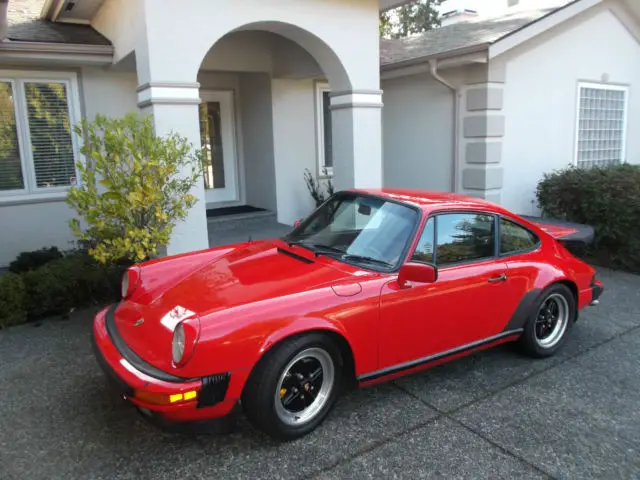 1984 Porsche 911 Carrera Coupe 2-Door