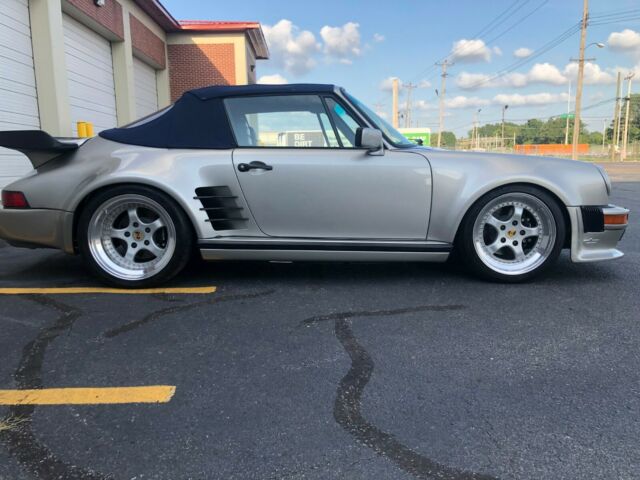 1984 Porsche 911 2 door