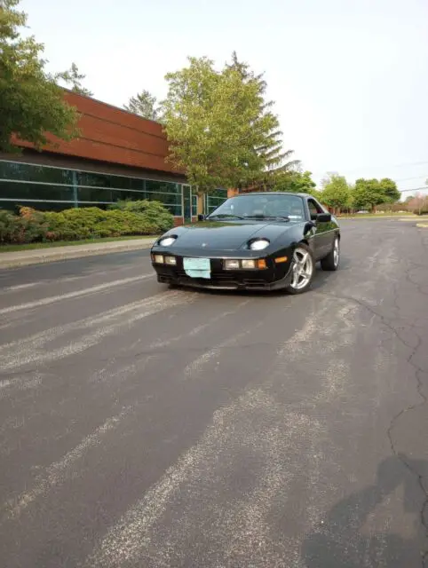 1984 Porsche 928 S