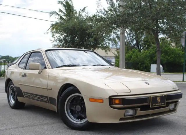 1984 Porsche 944 Hatchback