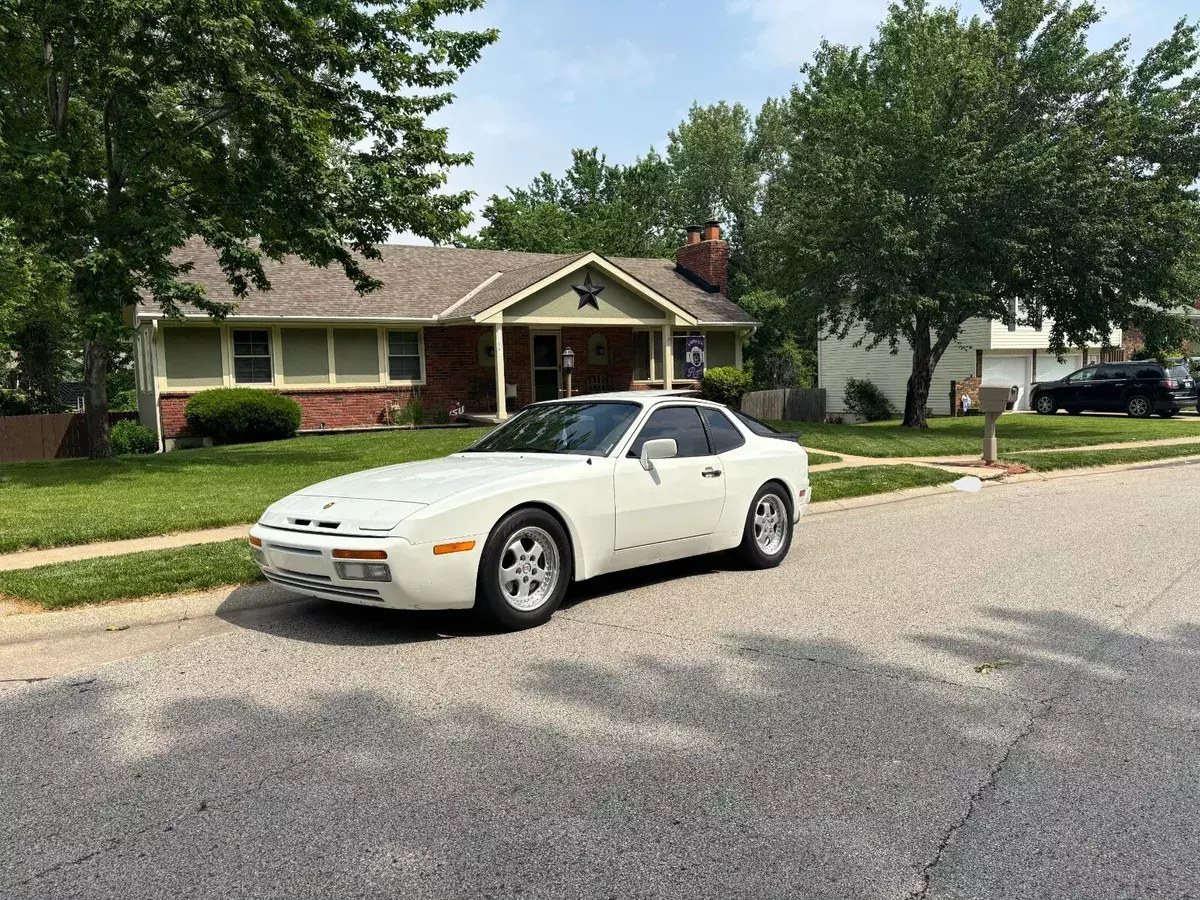 1984 Porsche 944