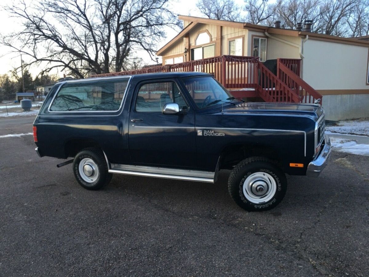 1984 Dodge Ramcharger LE