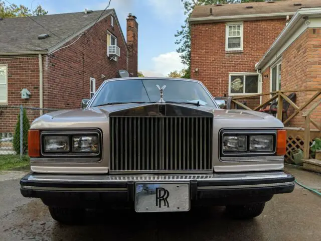 1984 Rolls-Royce Silver Spirit/Spur/Dawn