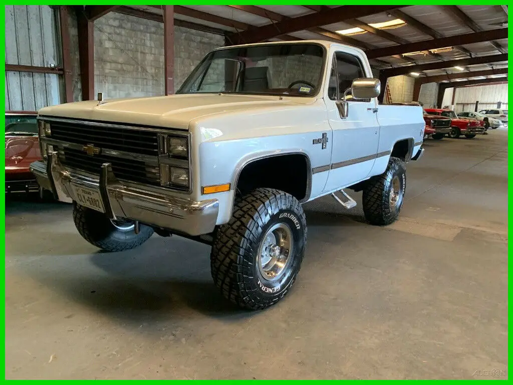 1984 Chevrolet Blazer Silverado 2dr 4WD SUV