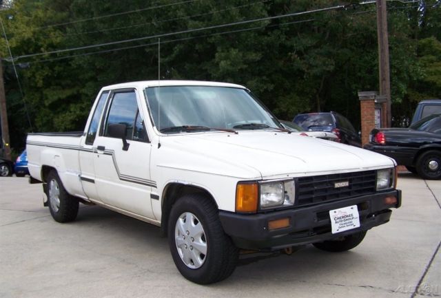 1984 Toyota Pickup SR5 2.4l 22re Fuel I