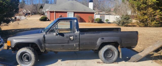 1984 Toyota Pickup RN65 DLX