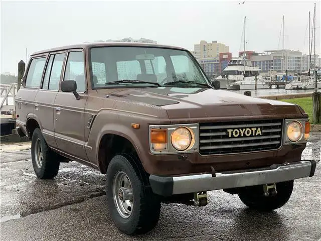 1984 Toyota Land Cruiser Base 4dr 4WD SUV