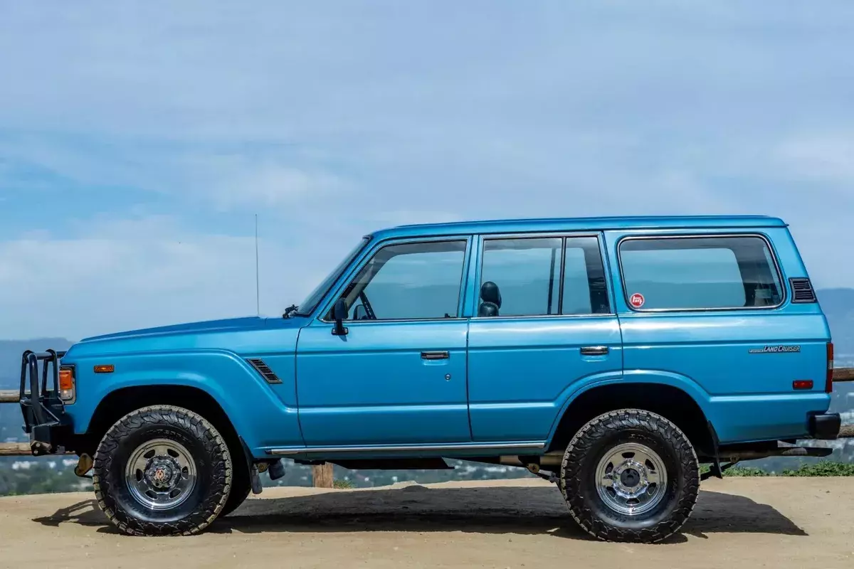 1984 Toyota Land Cruiser FJ60