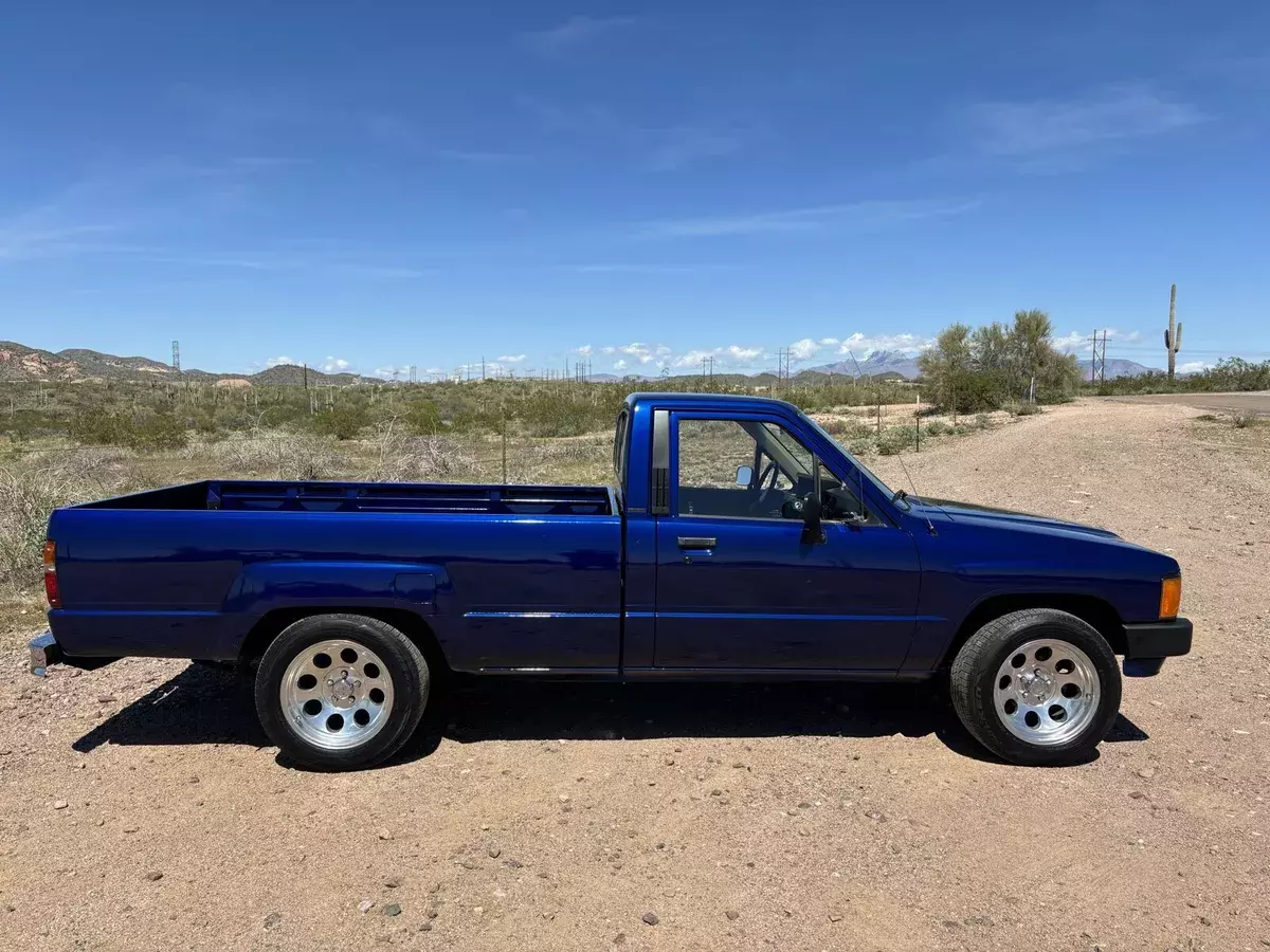 1984 Toyota Pickup 1/2 TON RN55 DLX