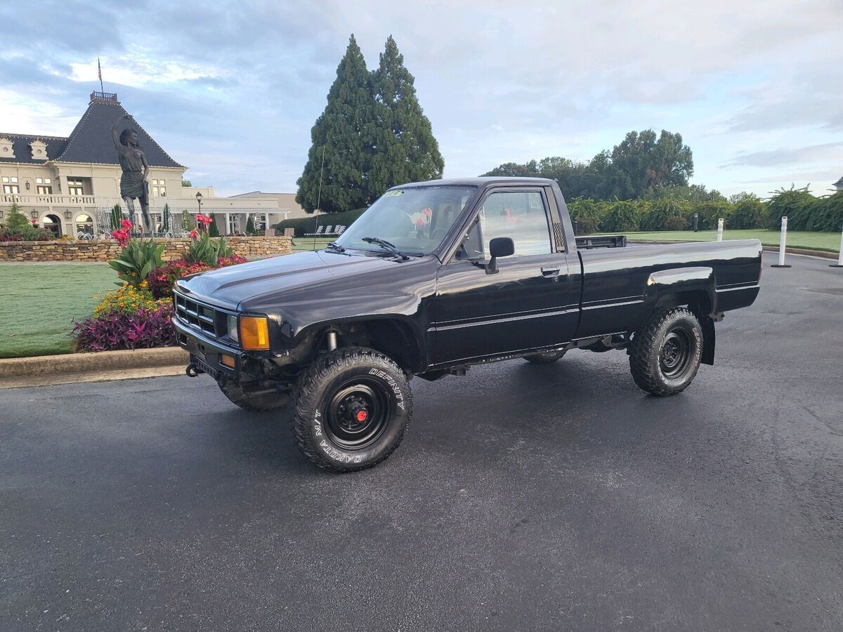 1984 Toyota Pickup RN65 DLX