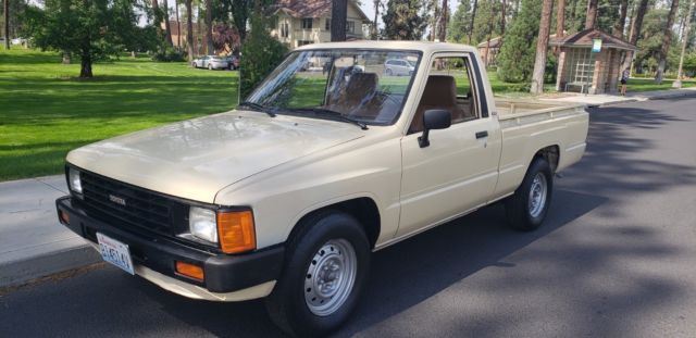 1984 Toyota Toyota truck Truck