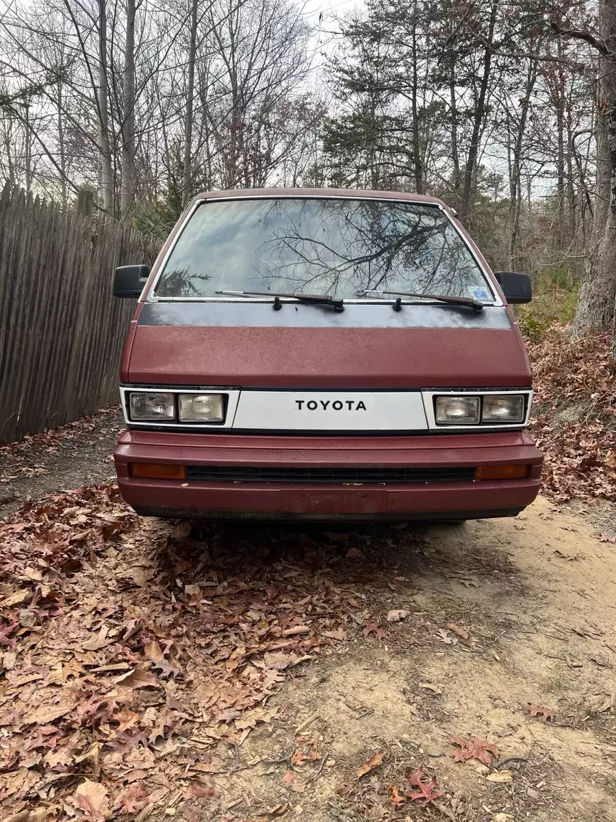 1984 Toyota Van Wagon LE