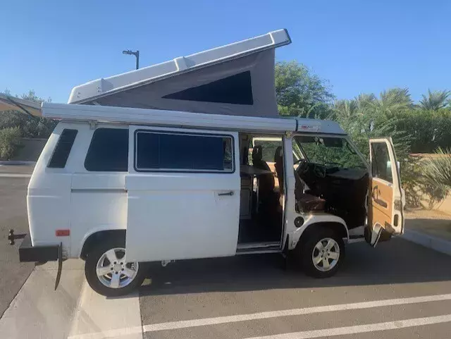 1984 Volkswagen Bus/Vanagon