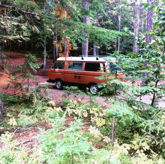 1984 Volkswagen Bus/Vanagon Black