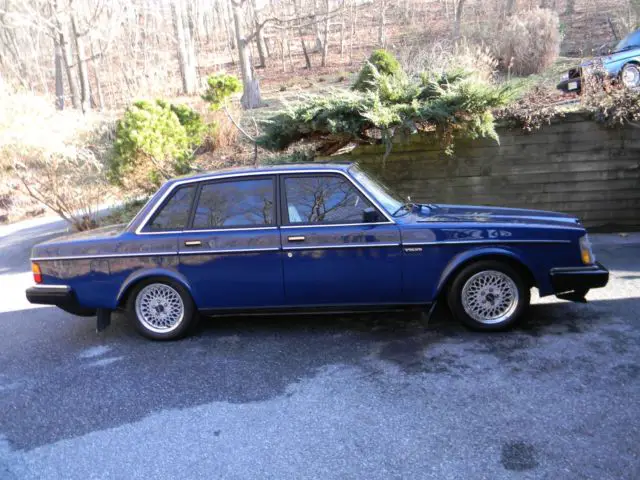 1984 Volvo 240 DL