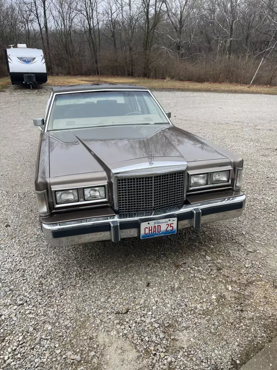 1985 Lincoln Town Car