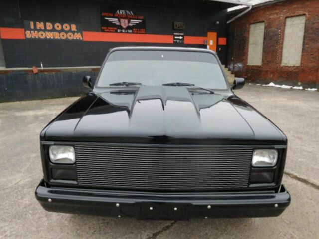 1985 Chevrolet C-10 SHORT BED