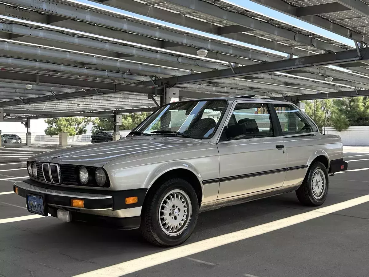 1985 BMW 3-Series E