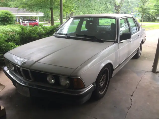 1985 BMW 7-Series European Trim