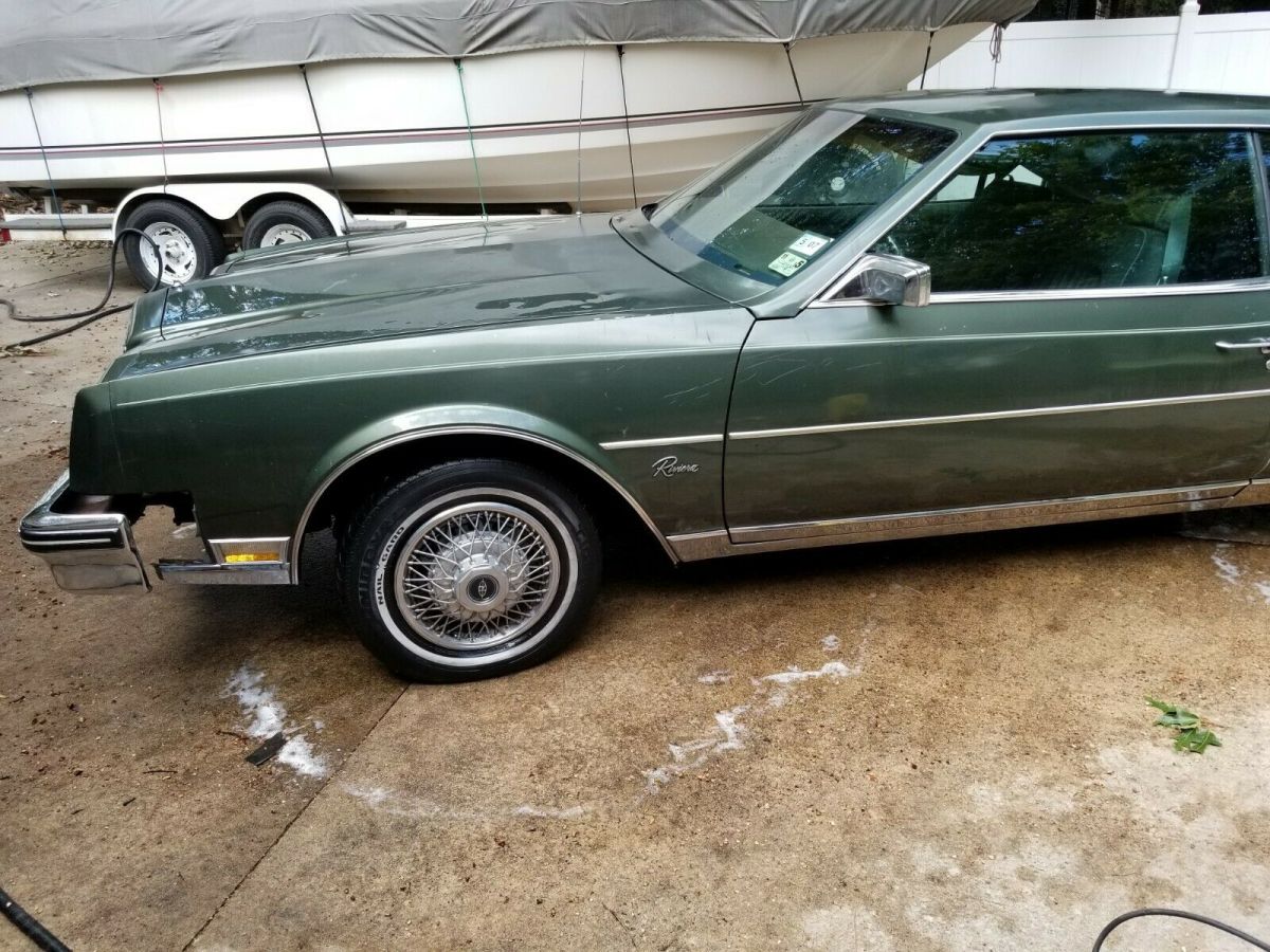 1985 Buick Riviera Green