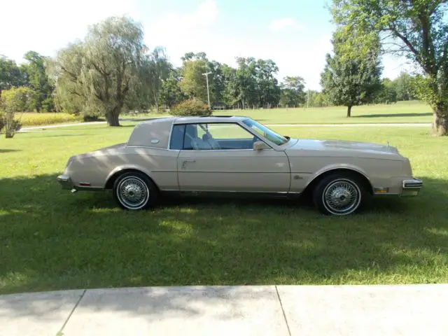 1985 Buick Riviera RIVIERA