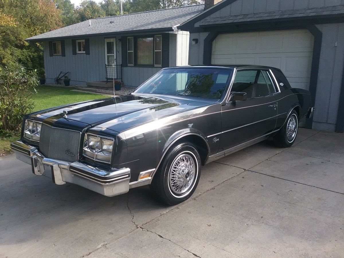 1985 Buick Riviera Hardtop Coupe