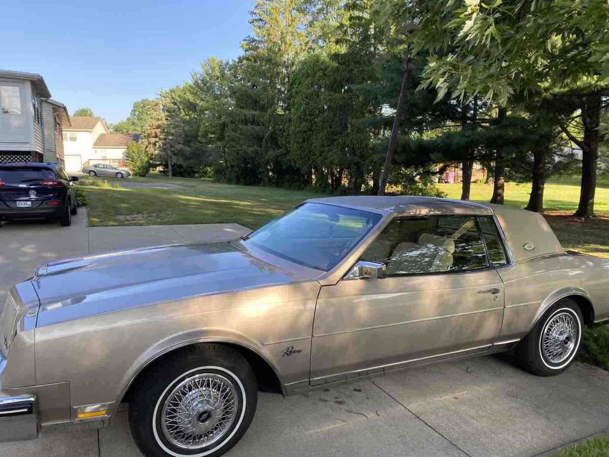 1985 Buick Riviera