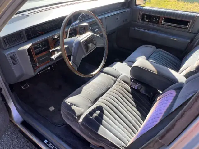 1985 Cadillac Fleetwood Sedan Grey FWD Automatic for sale